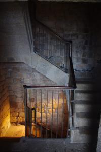 Escalera interior de ascenso en la Torre de Hércules