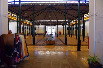 Interior del mercado municipal