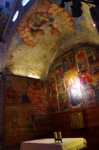 Frescos tras el altar