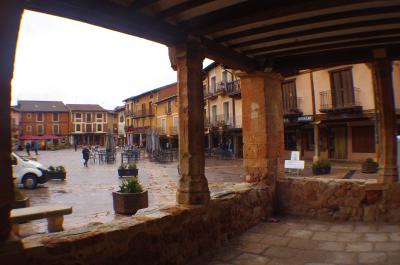 La plaza Mayor vista desde el portal de la iglesia de San Miguel