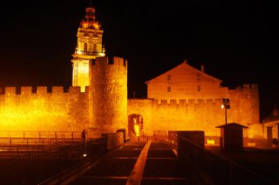 Puerta de San Miguel al casco histórico de Burgo de Osma