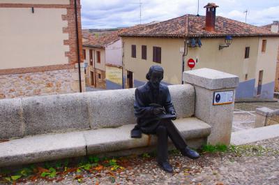 Estatua a José Zorrilla, que dedicó parte de su vida y obra en Lerma