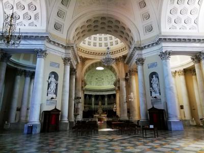 Interior de la Basilica de San Mauricio