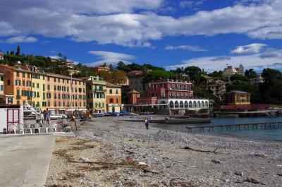 Casitas coloridas en la península de Portofino