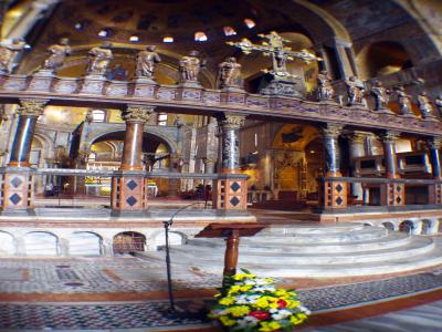 Altar mayor de la Basílica de San Marcos