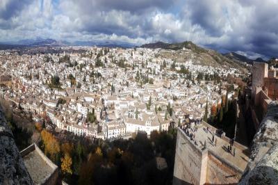 Panorámica sobre Granada desde la Alhambra 