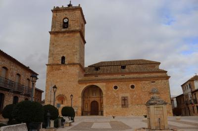 Iglesia de San Antonio Abad en la plaza Juan Carlos I