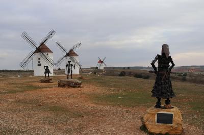 Monumentos al Quijote en Mota del Cuervo