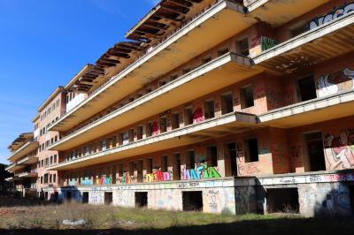 Edificio del Sanatorio de Viana