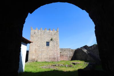 Torre del homenaje del castillo de Lindoso