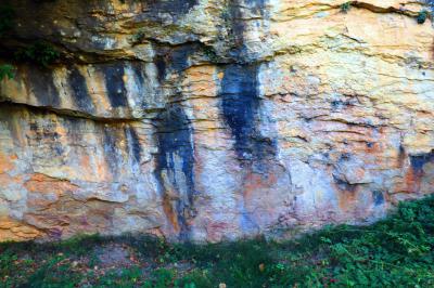 Pinturas rupestres a 1km del comienzo de la ruta