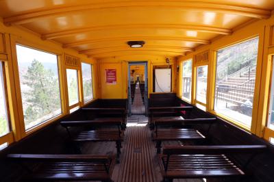 Interior de un vagón de la época del tren turístico Riotinto