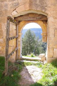 Puerta de acceso a la ermita de San Pelayo