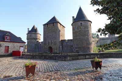 Acceso al castillo de Fougères 