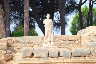 Réplica de la estatua de Asclepio 