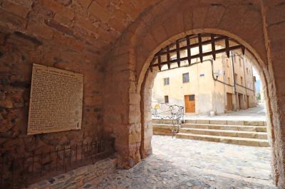 Puerta de San Jordi