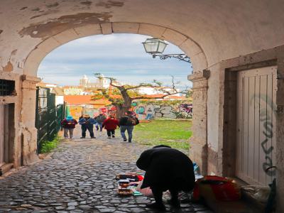 Mendicidad en las calles de Lisboa
