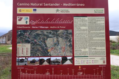 Cartel explicativo del ferrocarril Santander-Mediterráneo