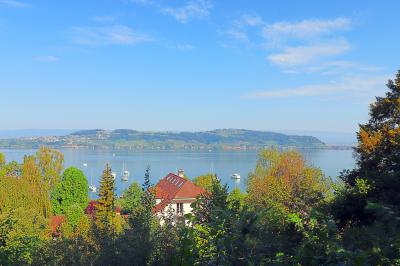 Vistas al lago Murtensee