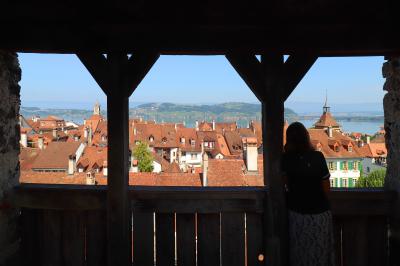 Panorámica desde le paseo de ronda de la muralla de Murten 