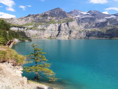 Lago glaciar Oeschinensee