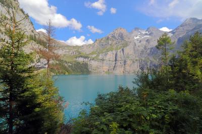 Lago glaciar Oeschinensee