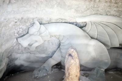 Escultura de hielo en el Matterhorn Glacier Paradise