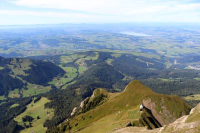 Valle frente al Pilatus