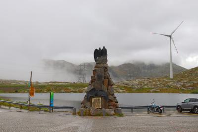 Monumento al aviador Guex