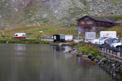 Pernoctamos en el puerto junto al lago de la Piazza