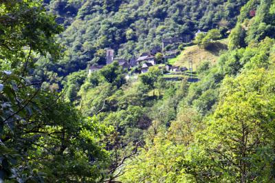 Panoramica de Corippo desde la carretera