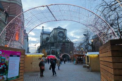 mercado enla Plaza Sainte Catherine