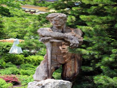 Estatua de madera en Ortisei