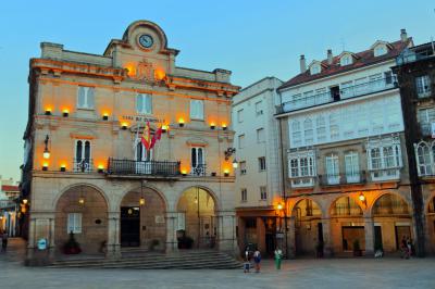 Ayuntamiento de Ourense en la Plaza Mayor