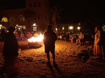 Cena y fiesta bereber nocturna