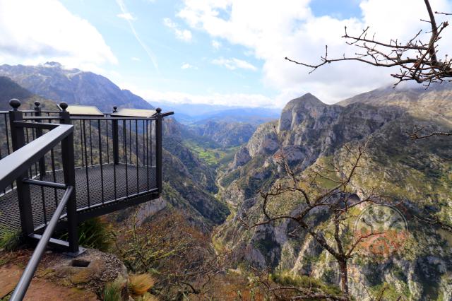 Mirador de Santa Catalina, balcón del Desfiladero de la Hermida en Picos de Europa