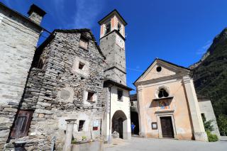 Corippo, el albergo diffuso de Ticino en Suiza