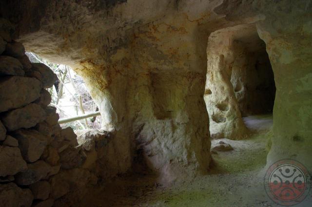 Eremitorio Cueva de los portugueses en Trespaderne